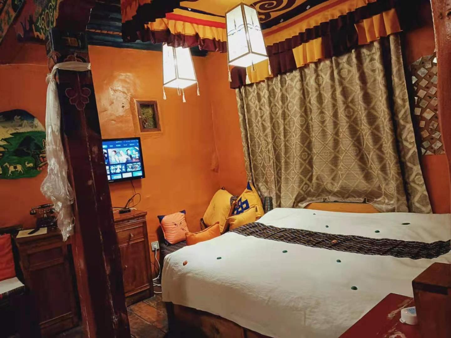 Shambhala Palace Hotel Lhasa Ngoại thất bức ảnh