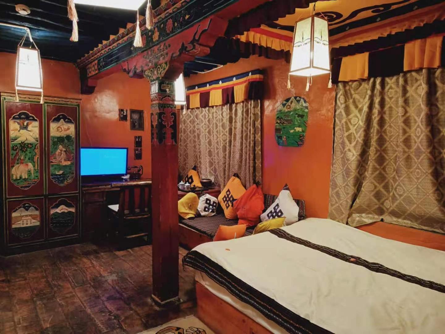 Shambhala Palace Hotel Lhasa Ngoại thất bức ảnh