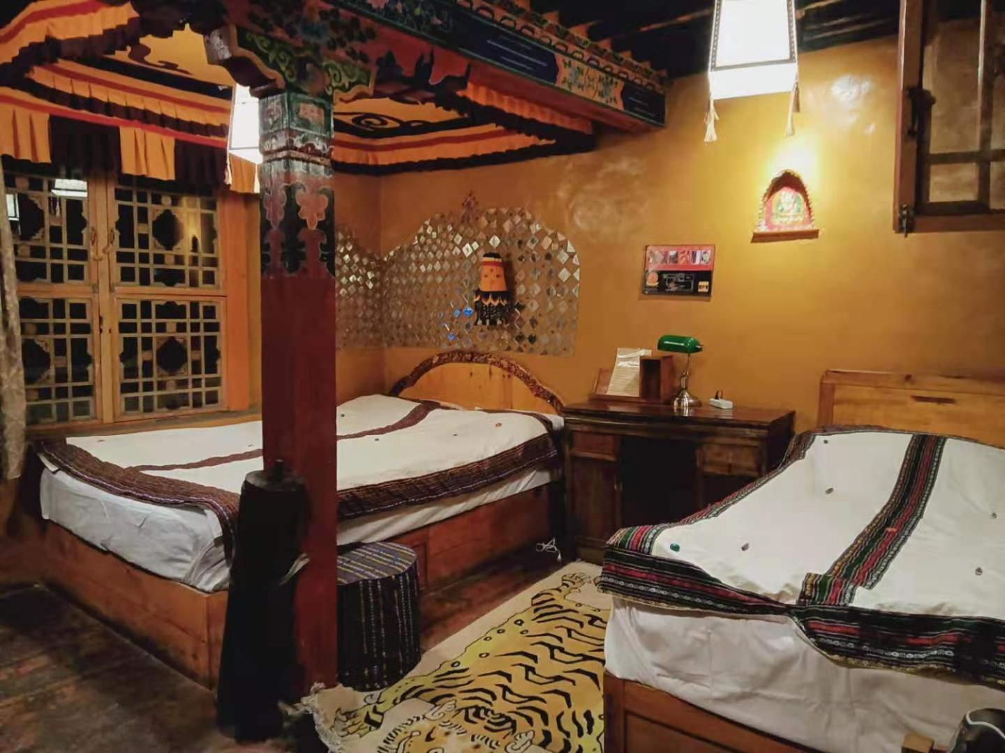 Shambhala Palace Hotel Lhasa Ngoại thất bức ảnh