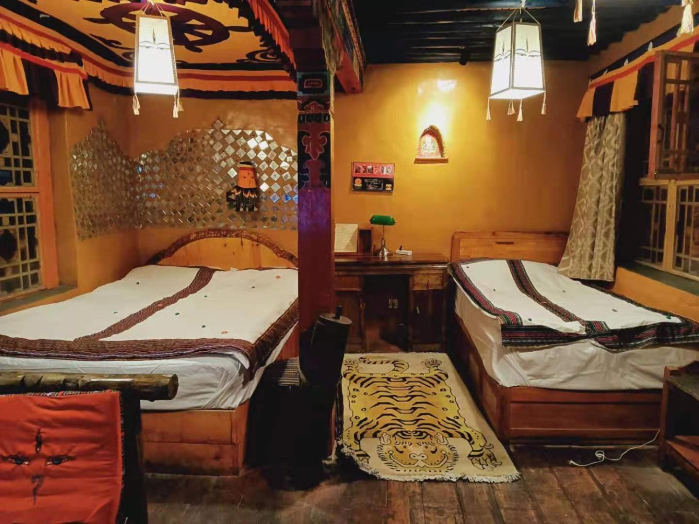 Shambhala Palace Hotel Lhasa Ngoại thất bức ảnh