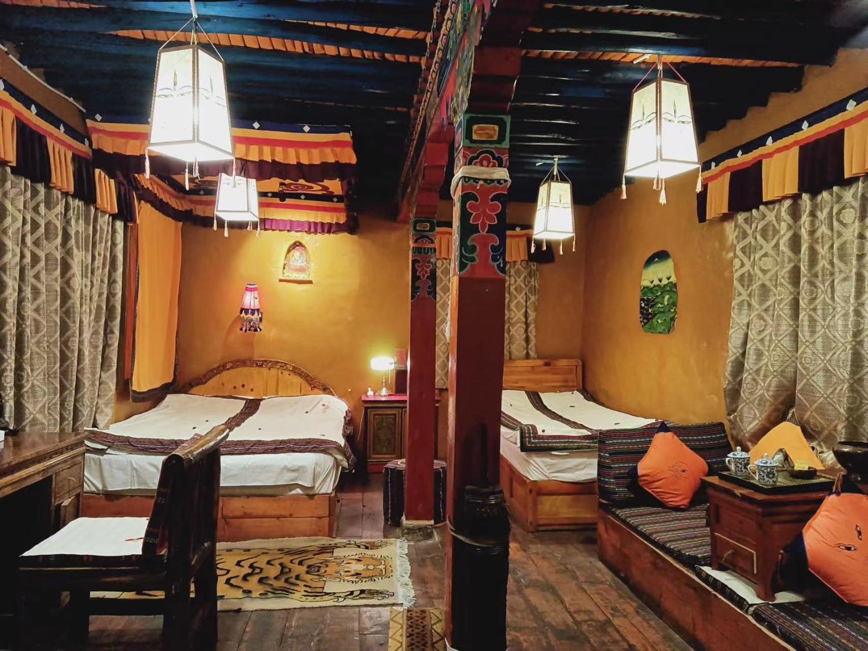 Shambhala Palace Hotel Lhasa Ngoại thất bức ảnh