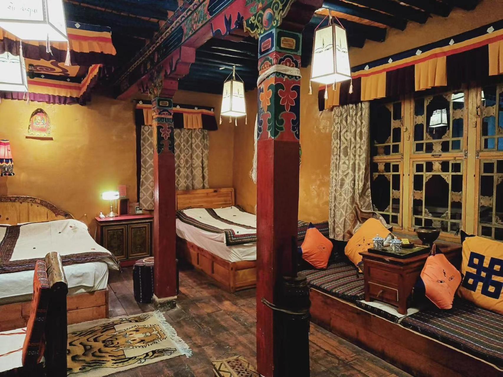 Shambhala Palace Hotel Lhasa Ngoại thất bức ảnh