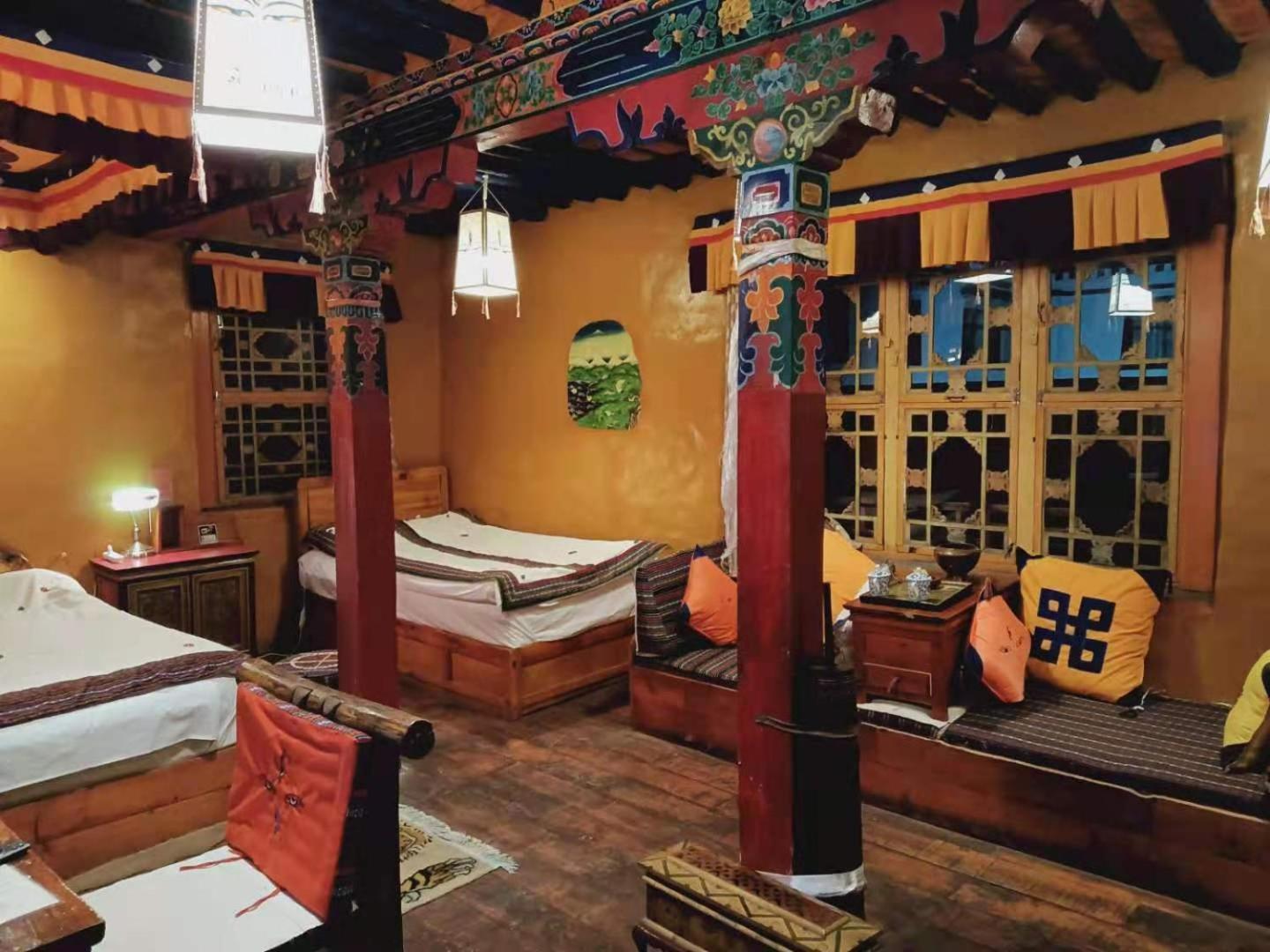 Shambhala Palace Hotel Lhasa Ngoại thất bức ảnh